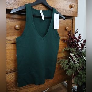 NWT ATHLETA Aurora Seamless Rib Tank Forest Green M